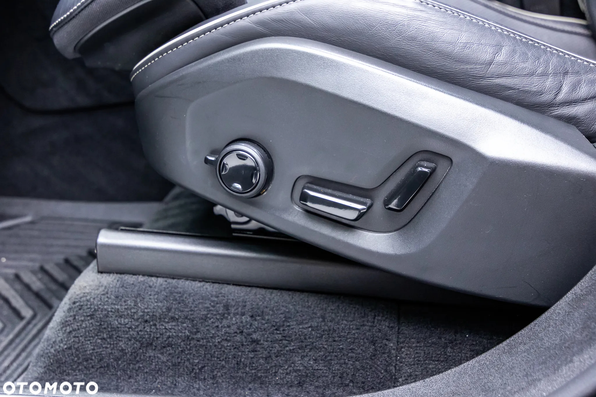 Volvo XC 90 - 39