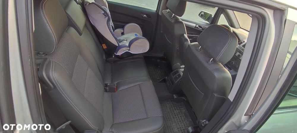 Opel Zafira 1.9 CDTI Enjoy - 18