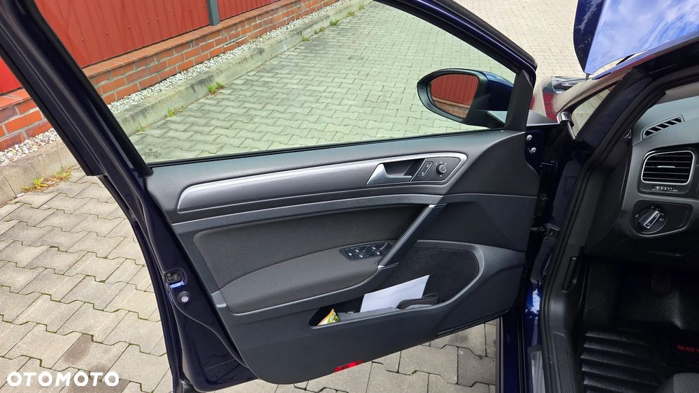 Volkswagen Golf 2.0 TDI BMT Comfortline - 12