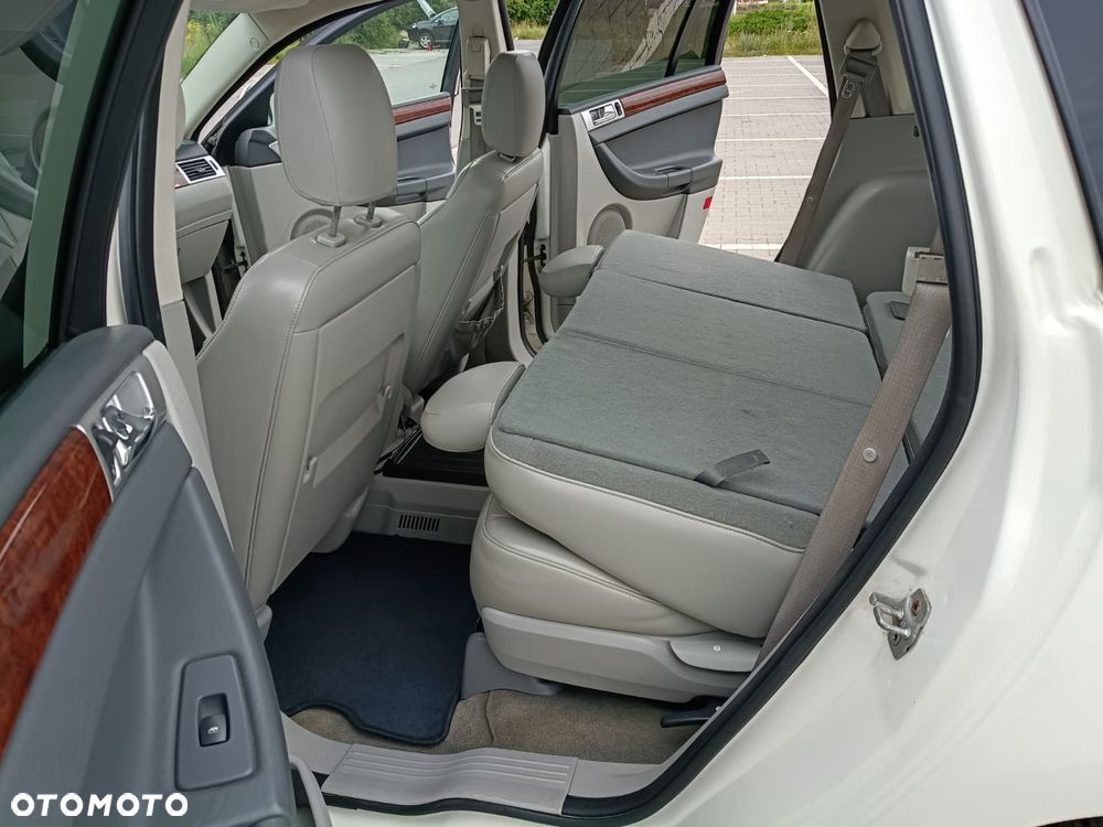 Chrysler Pacifica - 14