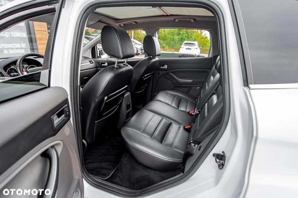 Ford Kuga 2.0 TDCi 4x4 Titanium - 20