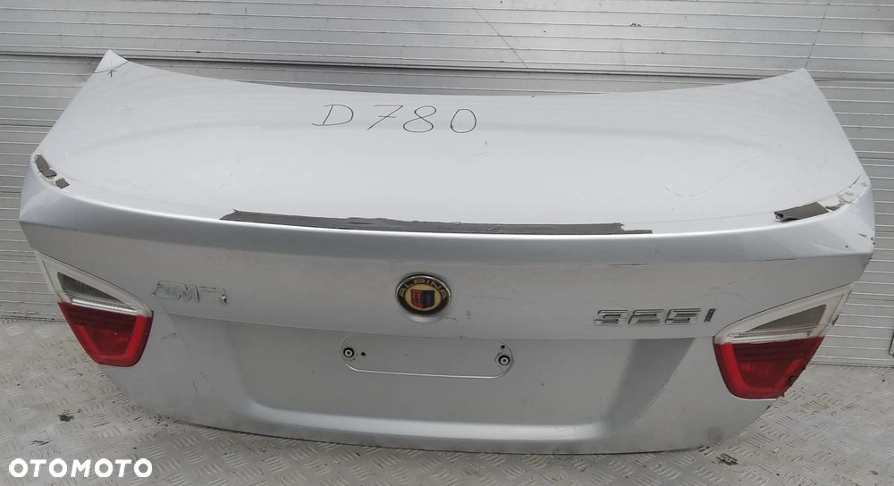 D780  BMW E90 KLAPA BAGAŻNIKA - 1