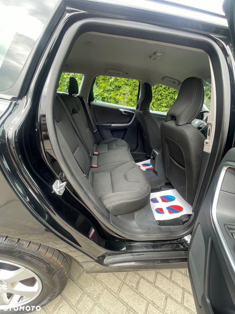 Volvo XC 60 D3 Momentum - 38