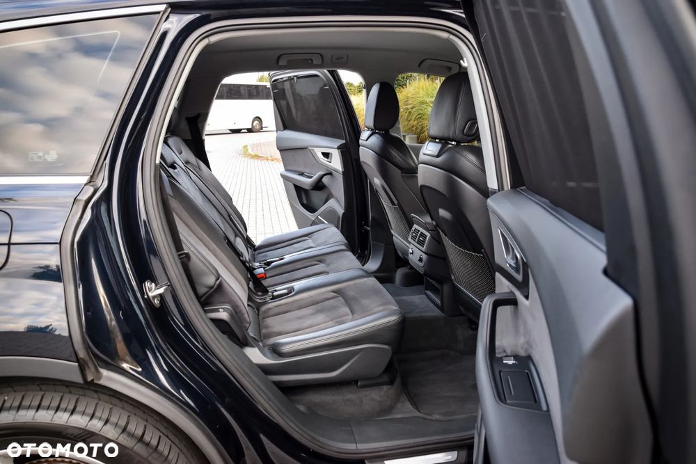 Audi Q7 - 34