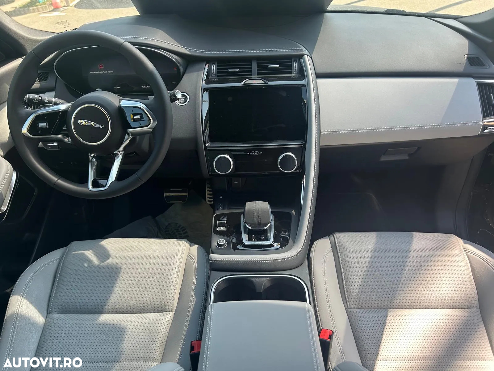Jaguar E-Pace - 10