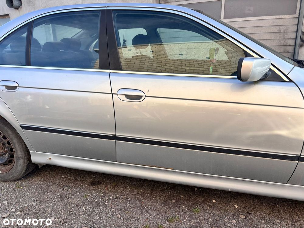 Drzwi BMW E39 520i - 2