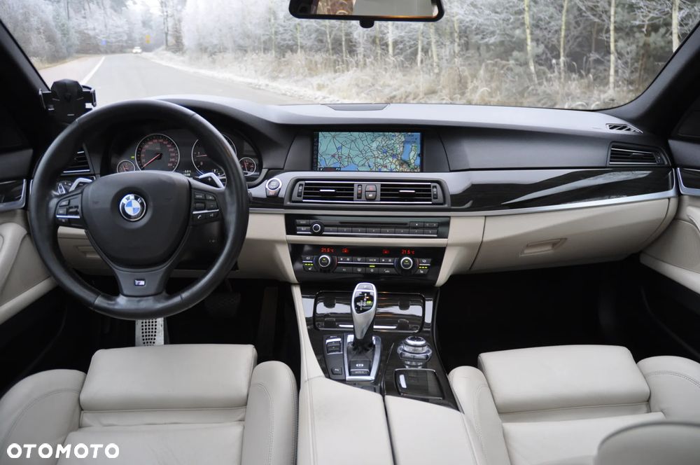 BMW Seria 5 530d Sport-Aut - 11