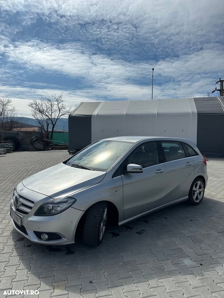 Mercedes-Benz B 200 - 2