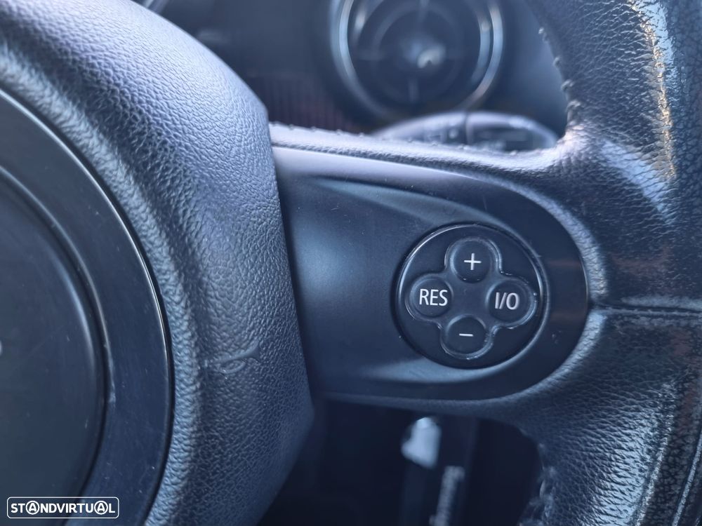 MINI Clubman Cooper D Hampton - 11