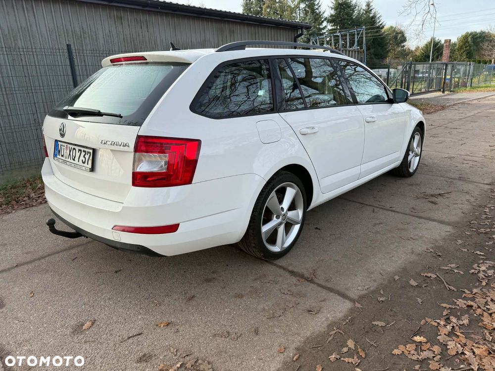 Skoda Octavia 2.0 TDI Style DSG - 8