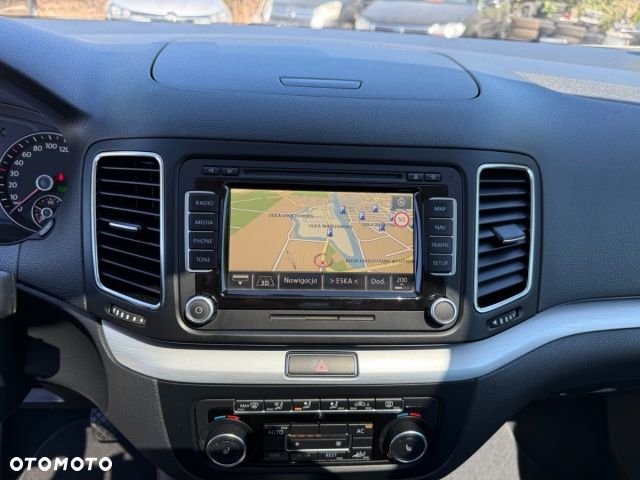 Volkswagen Sharan - 20