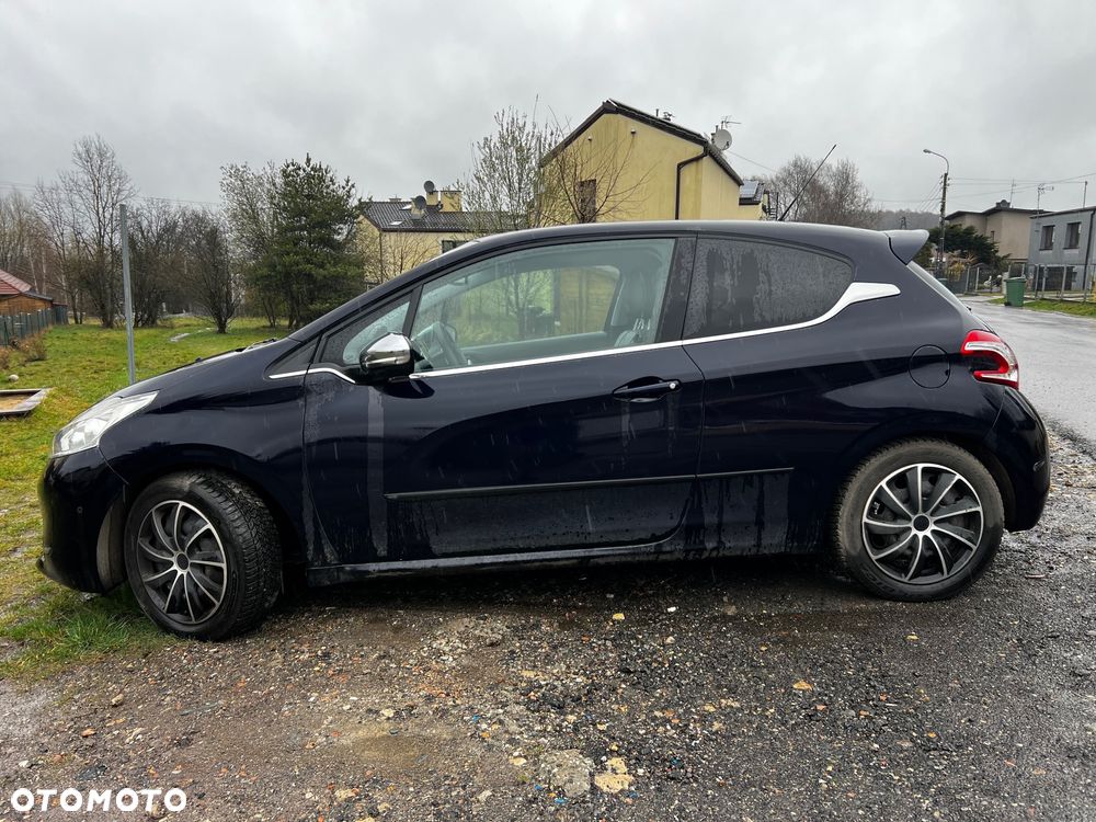 Peugeot 208 - 3
