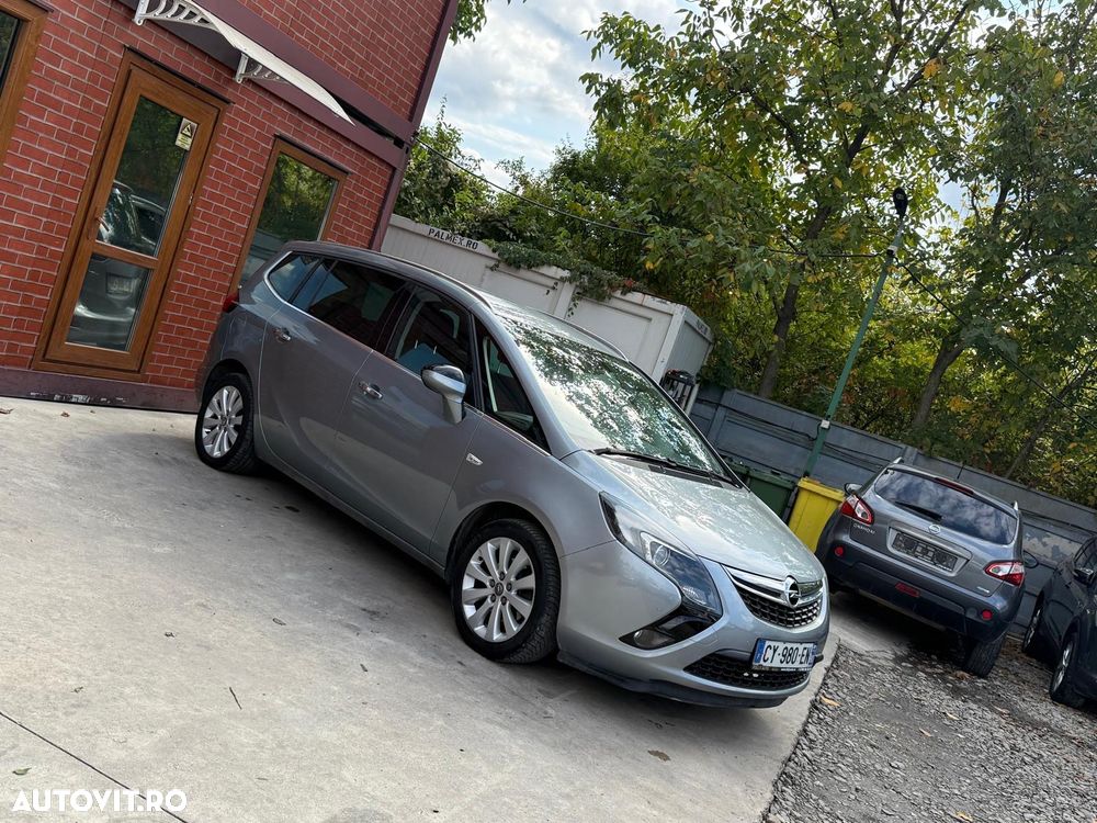 Opel Zafira Tourer 2.0 CDTI ECOTEC Cosmo - 2