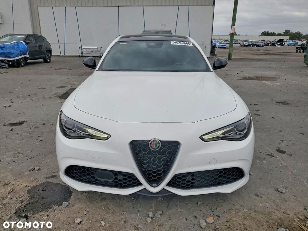 Alfa Romeo Giulia 2.0 Turbo Veloce TI Q4 - 4
