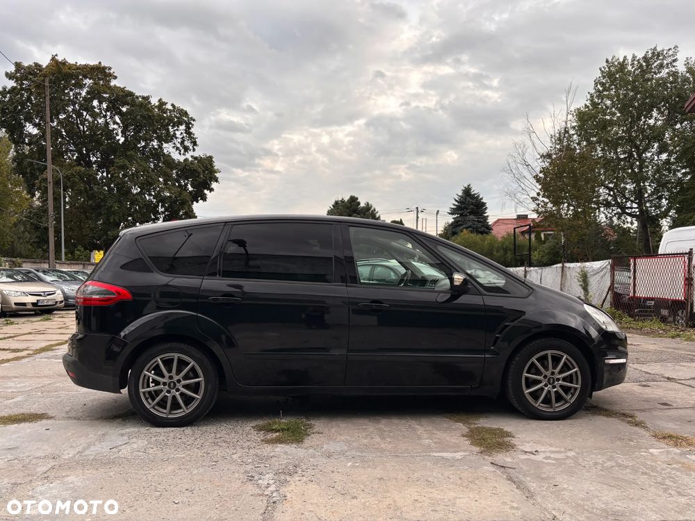 Ford S-Max - 8