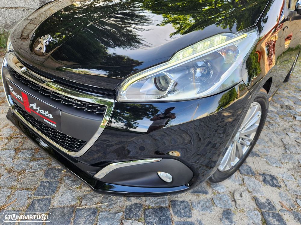 Peugeot 208 1.5 BlueHDi Signature - 3