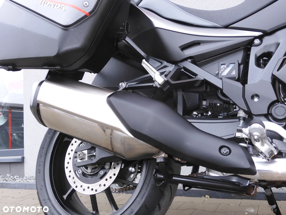 Honda NT - 7
