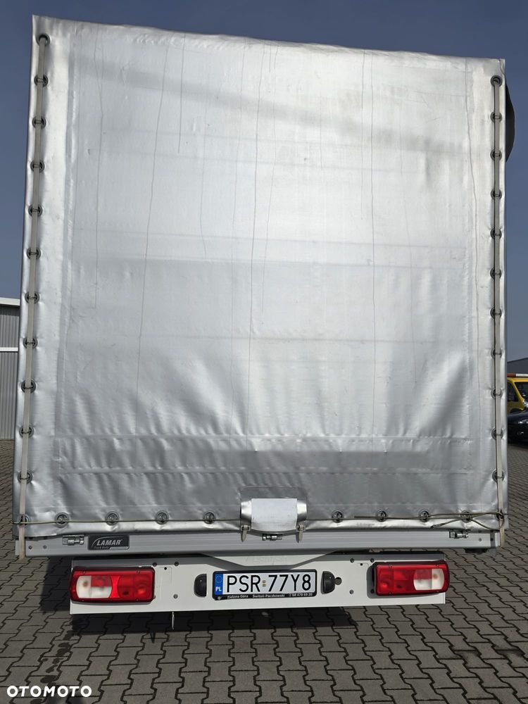 Volkswagen Crafter - 13