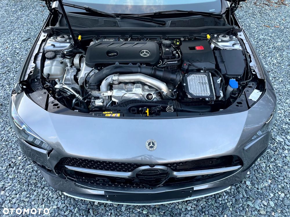 Mercedes-Benz CLA - 11
