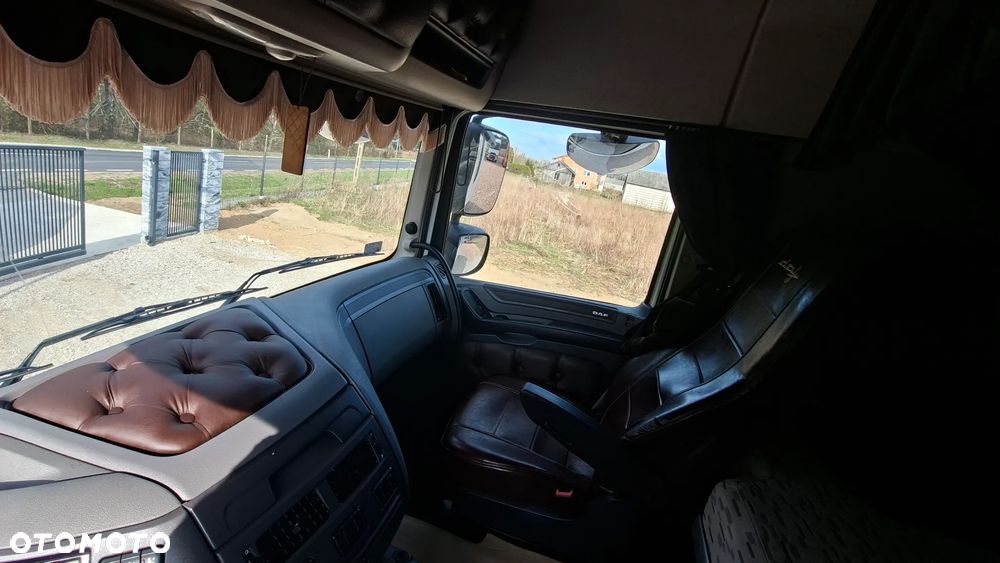 DAF XF - 10