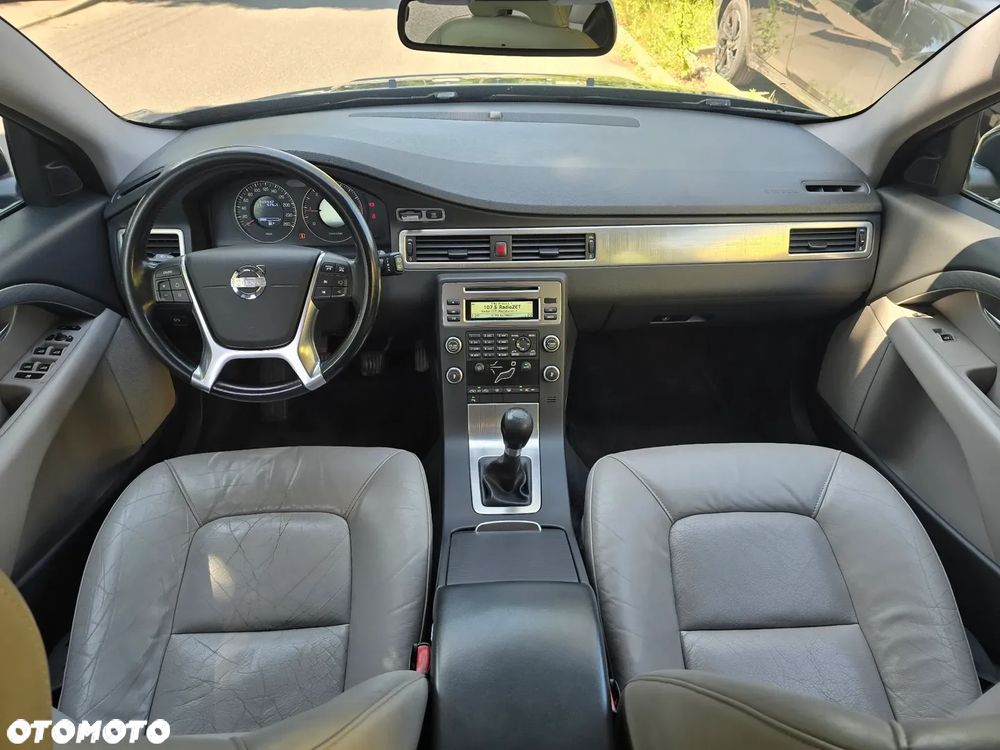 Volvo V70 2.0D Momentum - 18