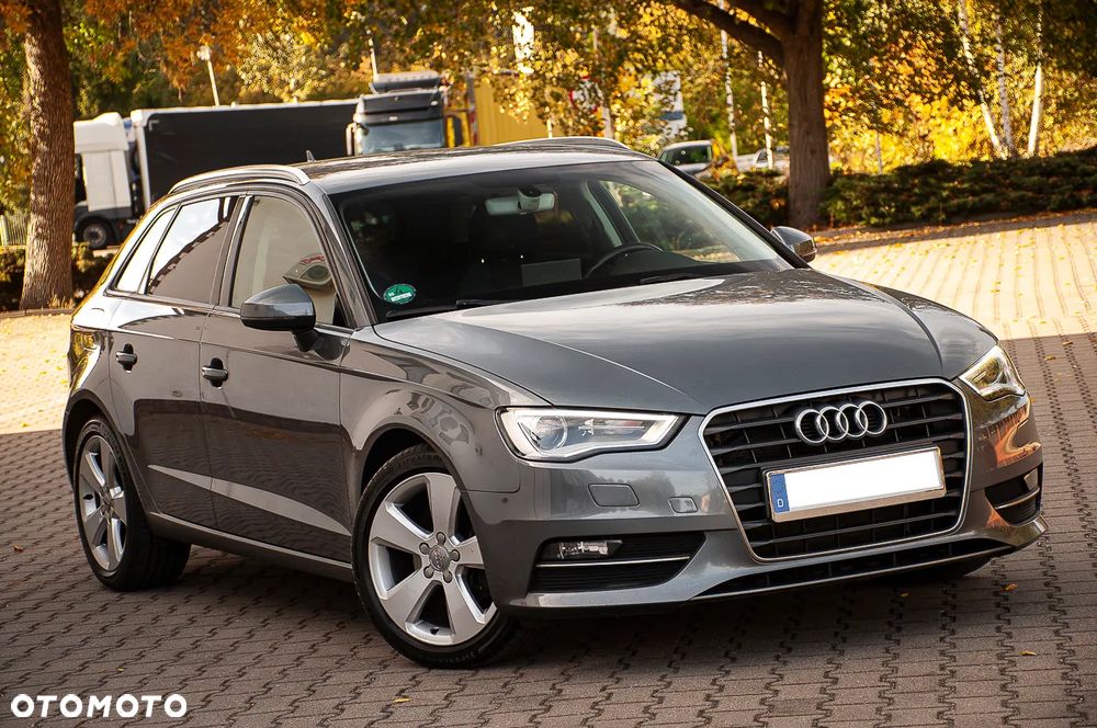 Audi A3 Sportback 2.0 TDI (clean diesel) Ambiente - 11