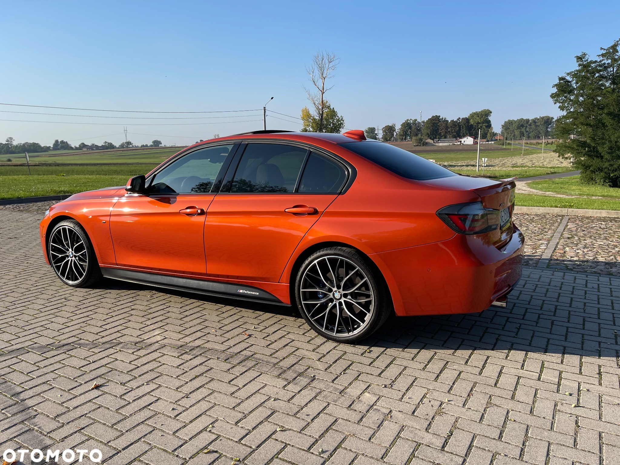 BMW Seria 3 335i xDrive Sport Line - 2