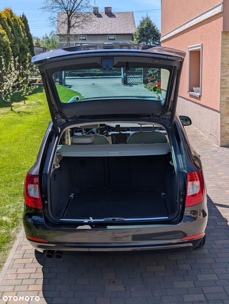 Skoda Superb 1.8 TSI Platinum DSG - 5