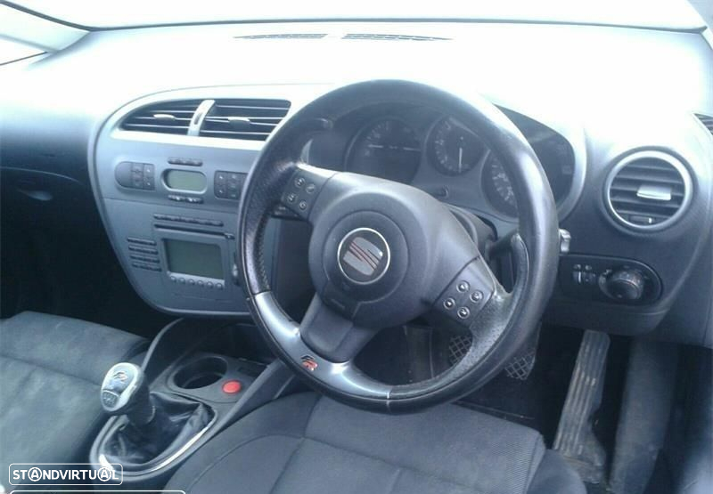 Seat Leon 2.0 TDI de 2005 disponível para peças 1p cintos leon - 5