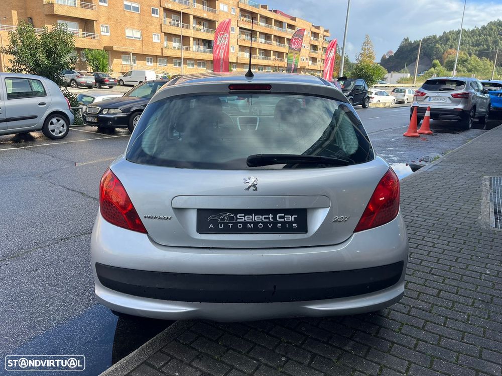 Peugeot 207 1.4 HDi Urban - 6