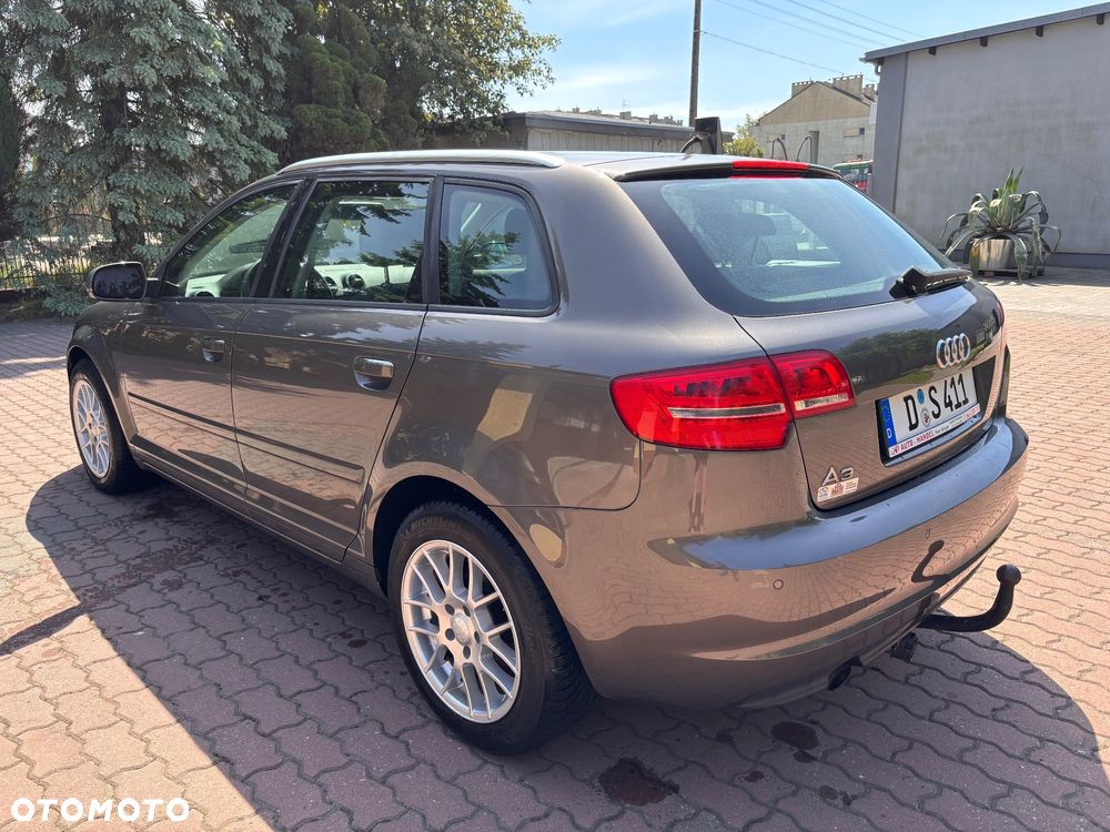Audi A3 Sportback - 3