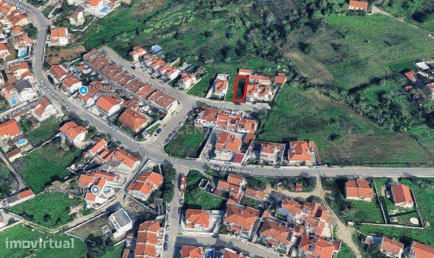 Terreno Urbano com Vista para a Montanha em Sesimbra - Grande imagem: 2/4