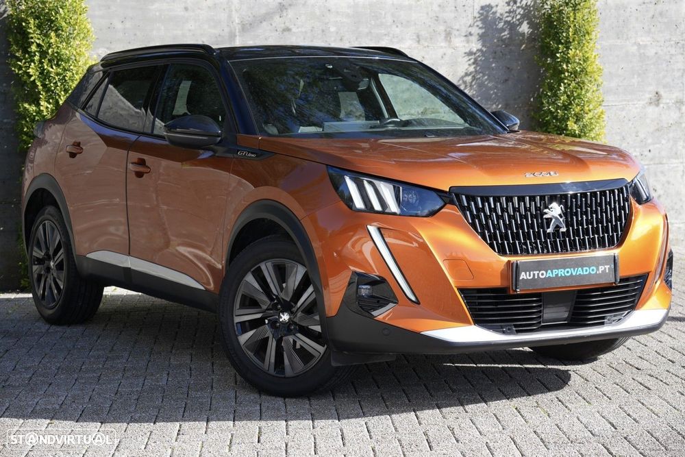 Peugeot 2008 1.2 PureTech GT Line - 4