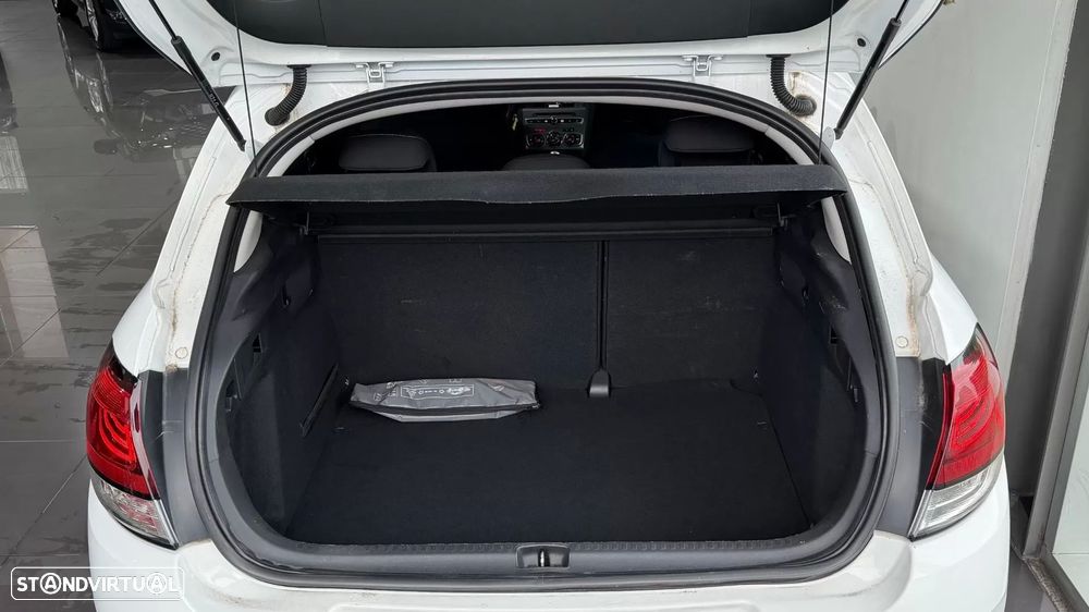 Citroën C4 1.6 BlueHDi Live - 12