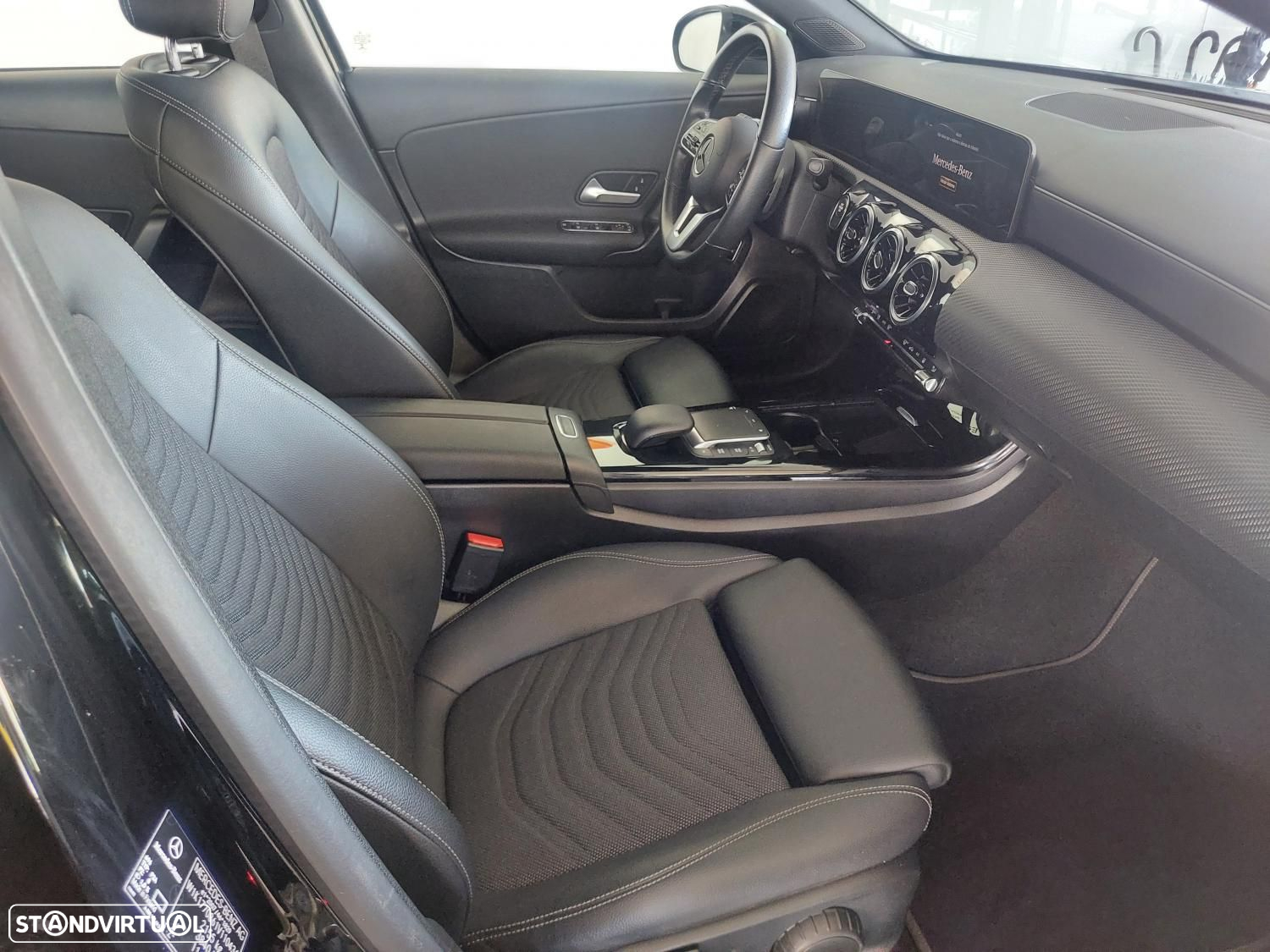 Mercedes-Benz A 250 e Style Plus - 42
