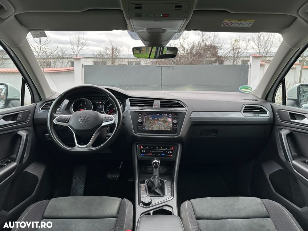 Volkswagen Tiguan 2.0 TDI SCR 4MOTION DSG Elegance - 9