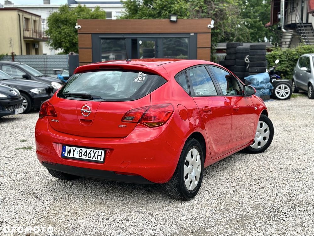 Opel Astra - 4
