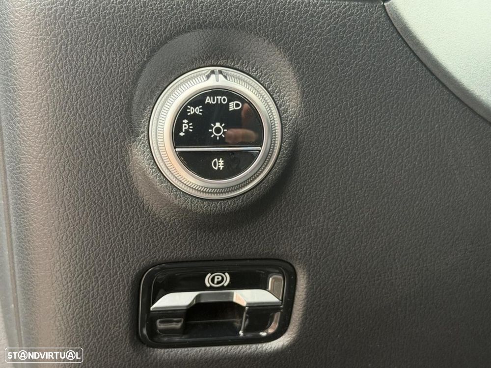 Mercedes-Benz C 300 d AMG Line - 8