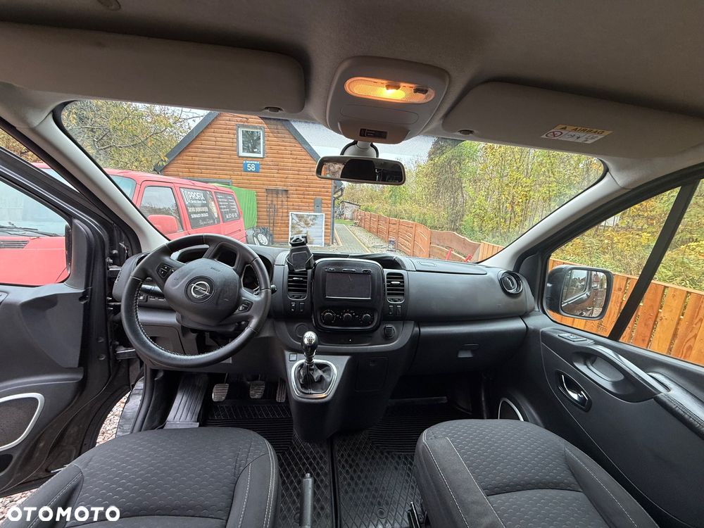 Opel Vivaro - 9