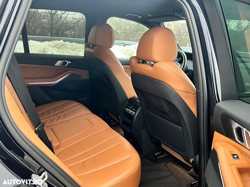 BMW X5 xDrive30d xLine - 24