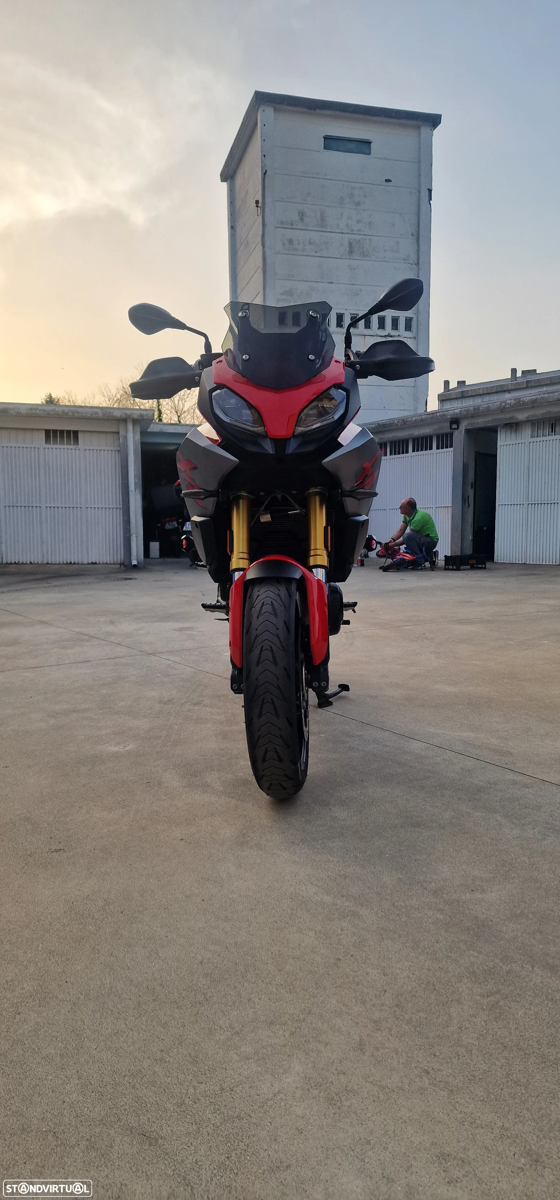 BMW F 900 XR Sport - 2