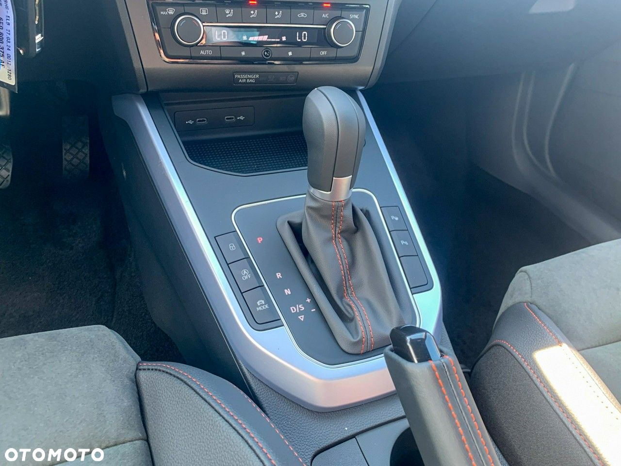Seat Arona - 17