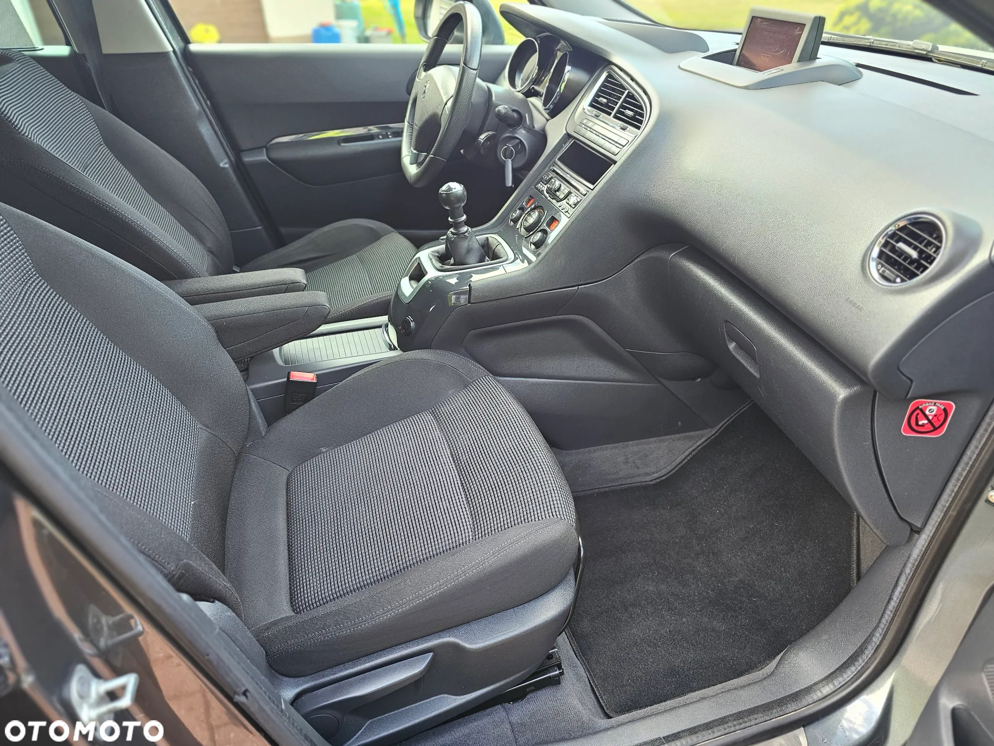 Peugeot 5008 1.6 THP Allure 7os - 5