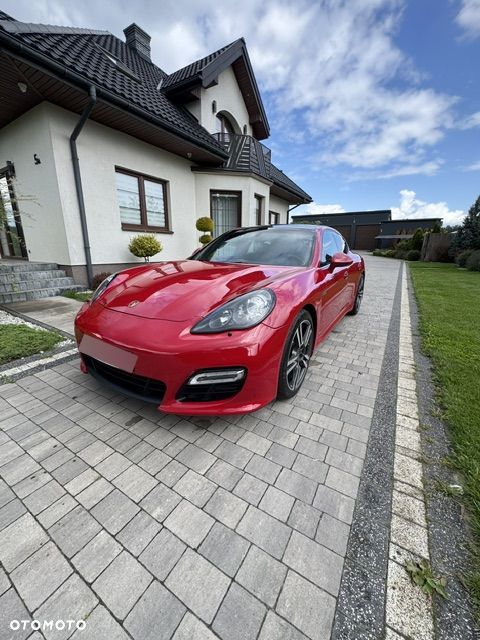 Porsche Panamera GTS - 21