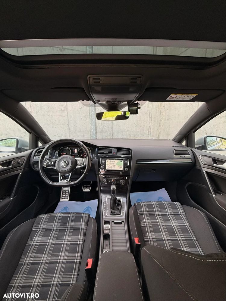 Volkswagen Golf 2.0 TDI DSG GTD - 22
