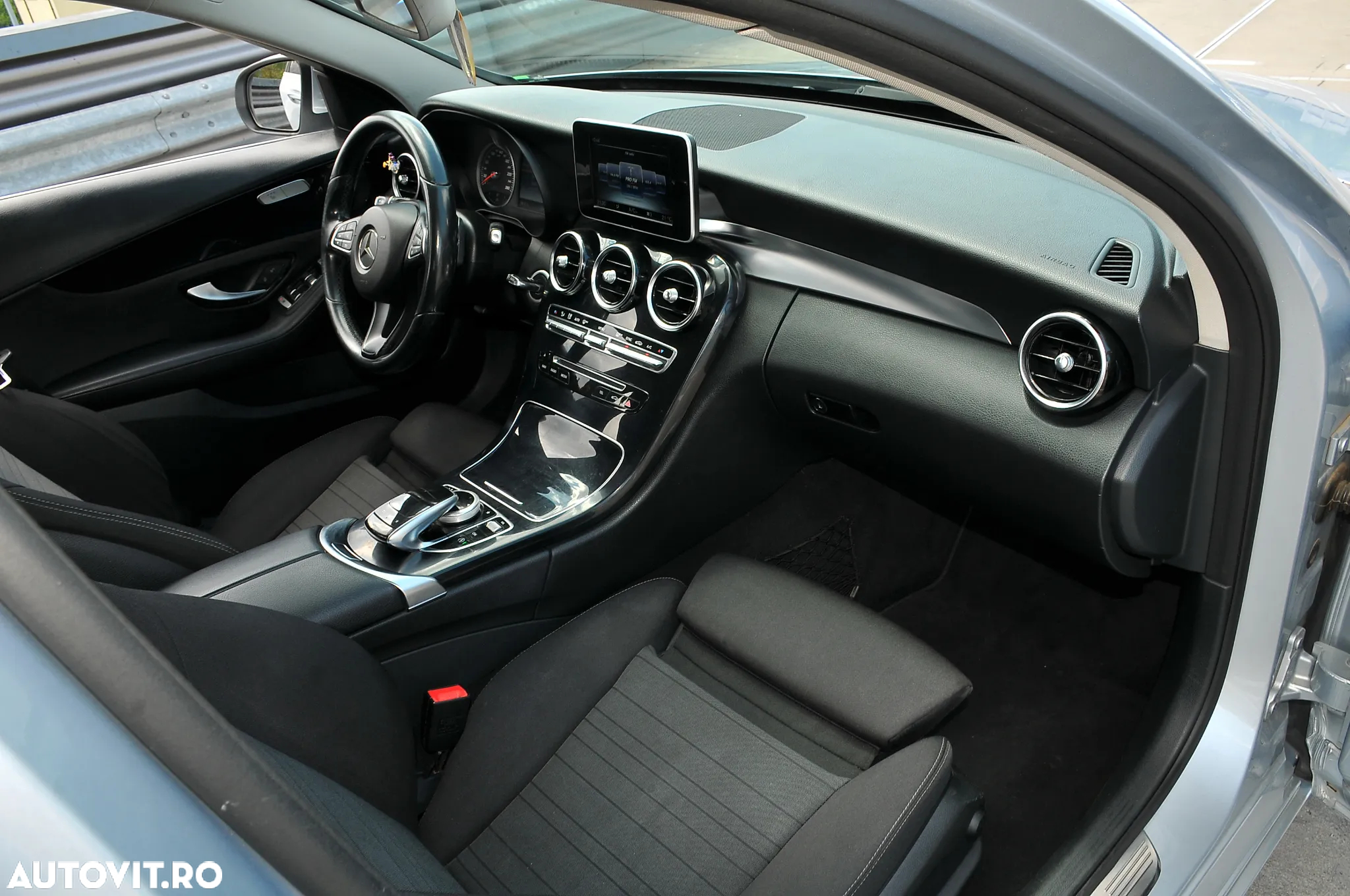 Mercedes-Benz C 220 d T 9G-TRONIC Avantgarde - 14