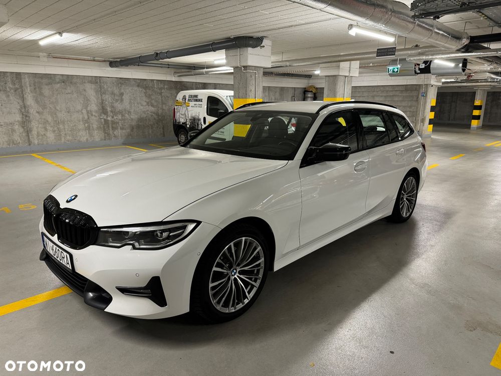 BMW Seria 3 320d Sport Line Shadow - 24