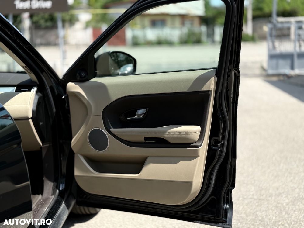 Land Rover Range Rover Evoque - 25