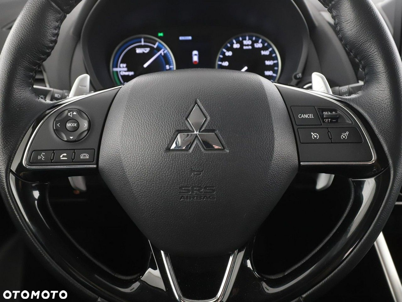 Mitsubishi Eclipse Cross Plug-In Hybrid 4WD Basis - 22
