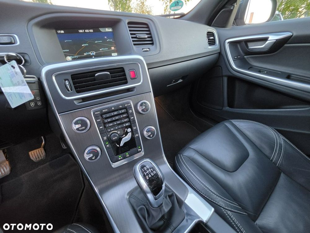 Volvo V60 - 38